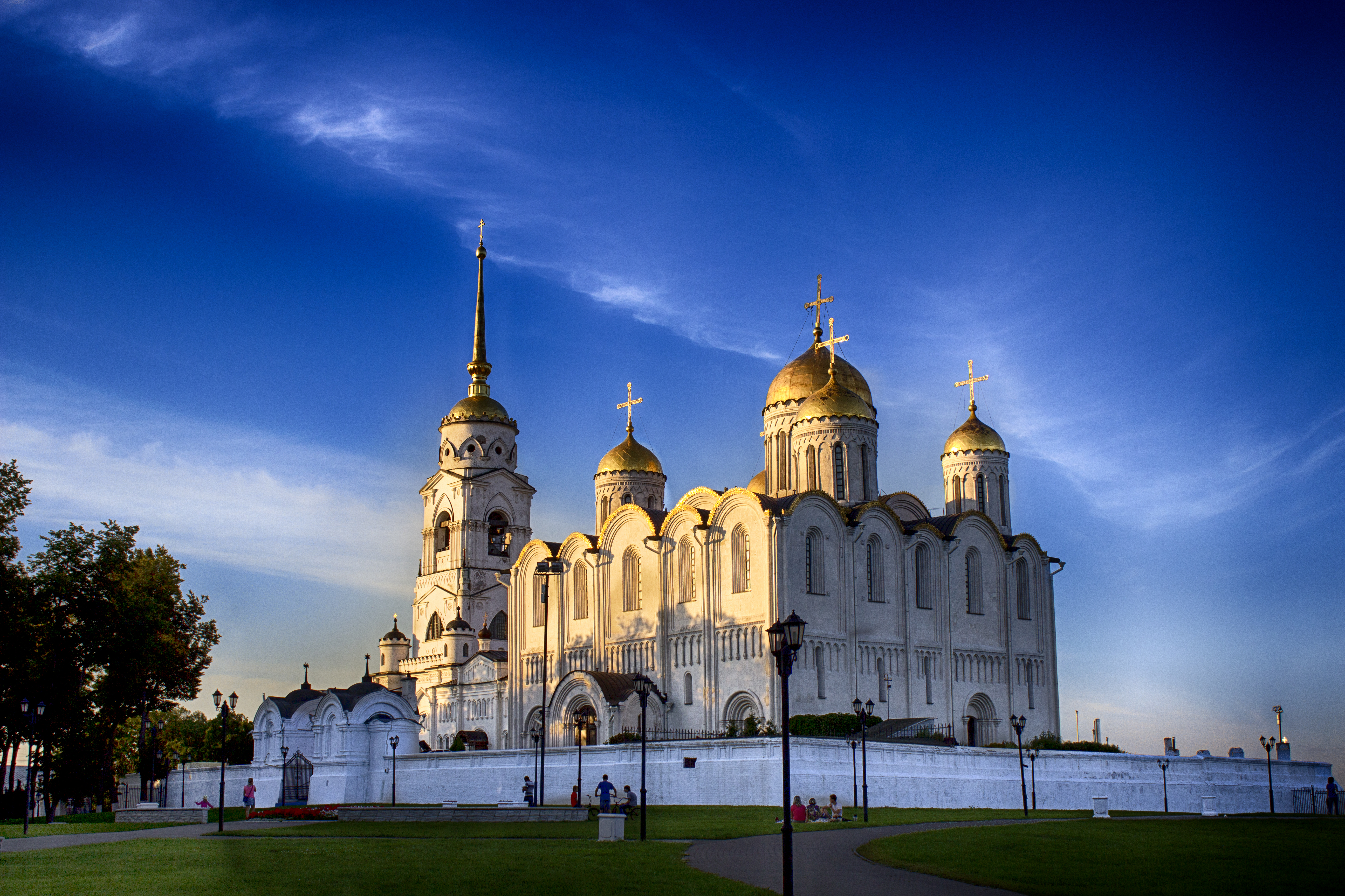 uploads/1_Maria_Himmelfahrt-Kathedrale_in_Wladimir_7W76CVF.jpg