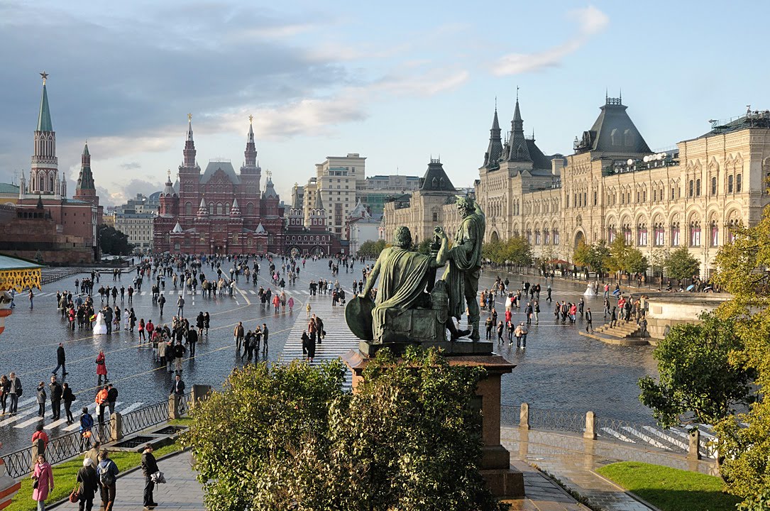 uploads/1_Moskau_Roter_Platz.jpg