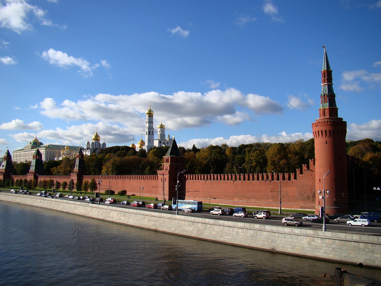 uploads/2_Moskau_Kreml.jpg