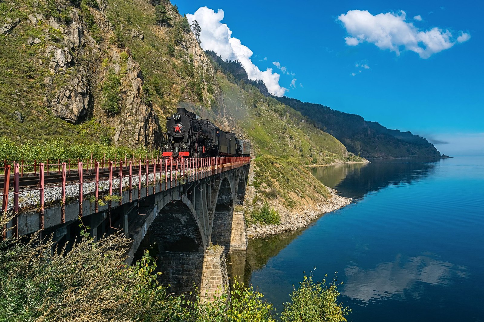 uploads/4_Rund-Baikal-Eisenbahn.jpg