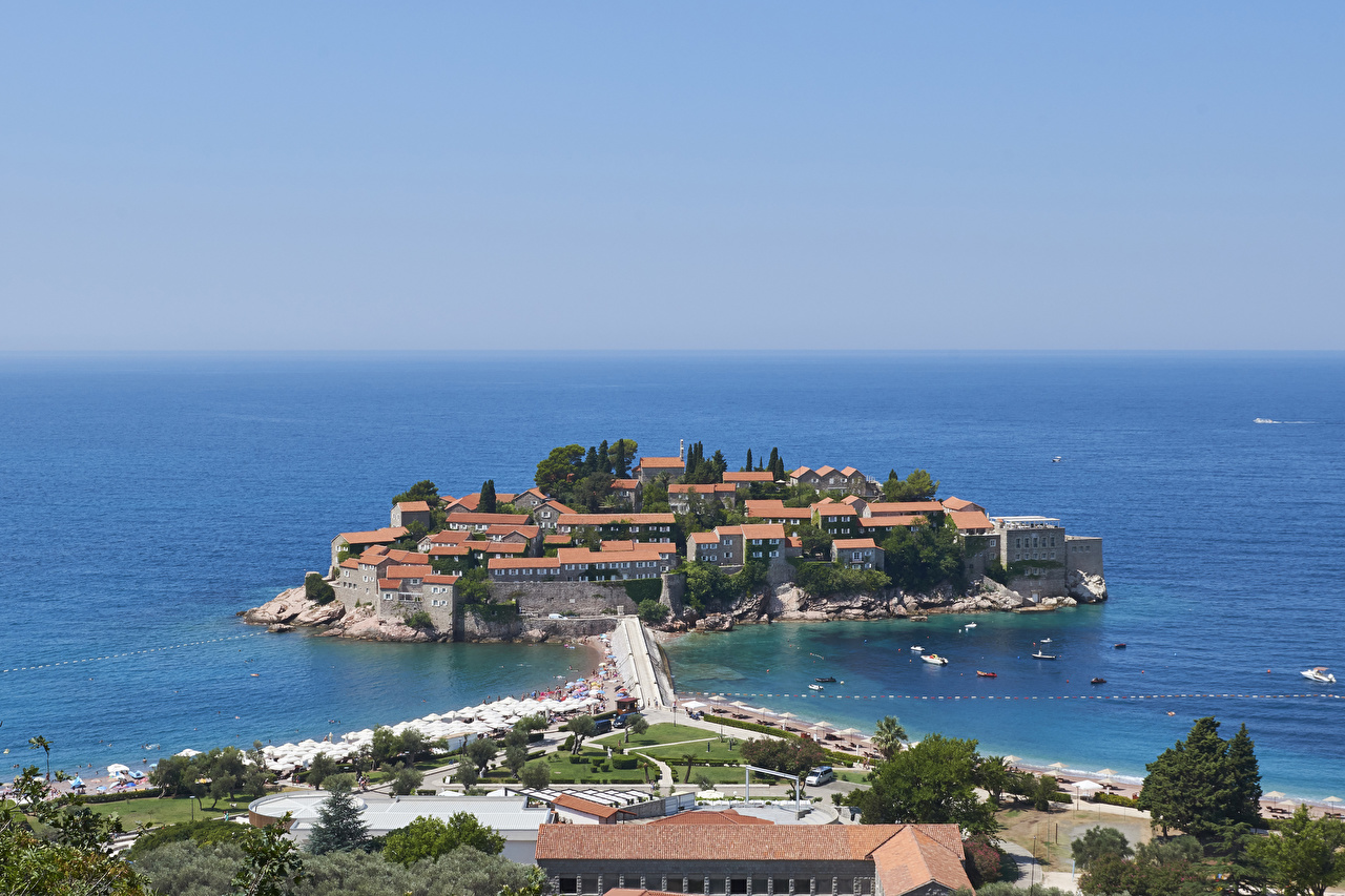 uploads/Montenegro_Sveti_Stefan_Kotor_Bay_551352_1280x853.jpg